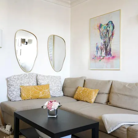 Cozy Love Nest Near The Eifel Tower Appartamento Parigi