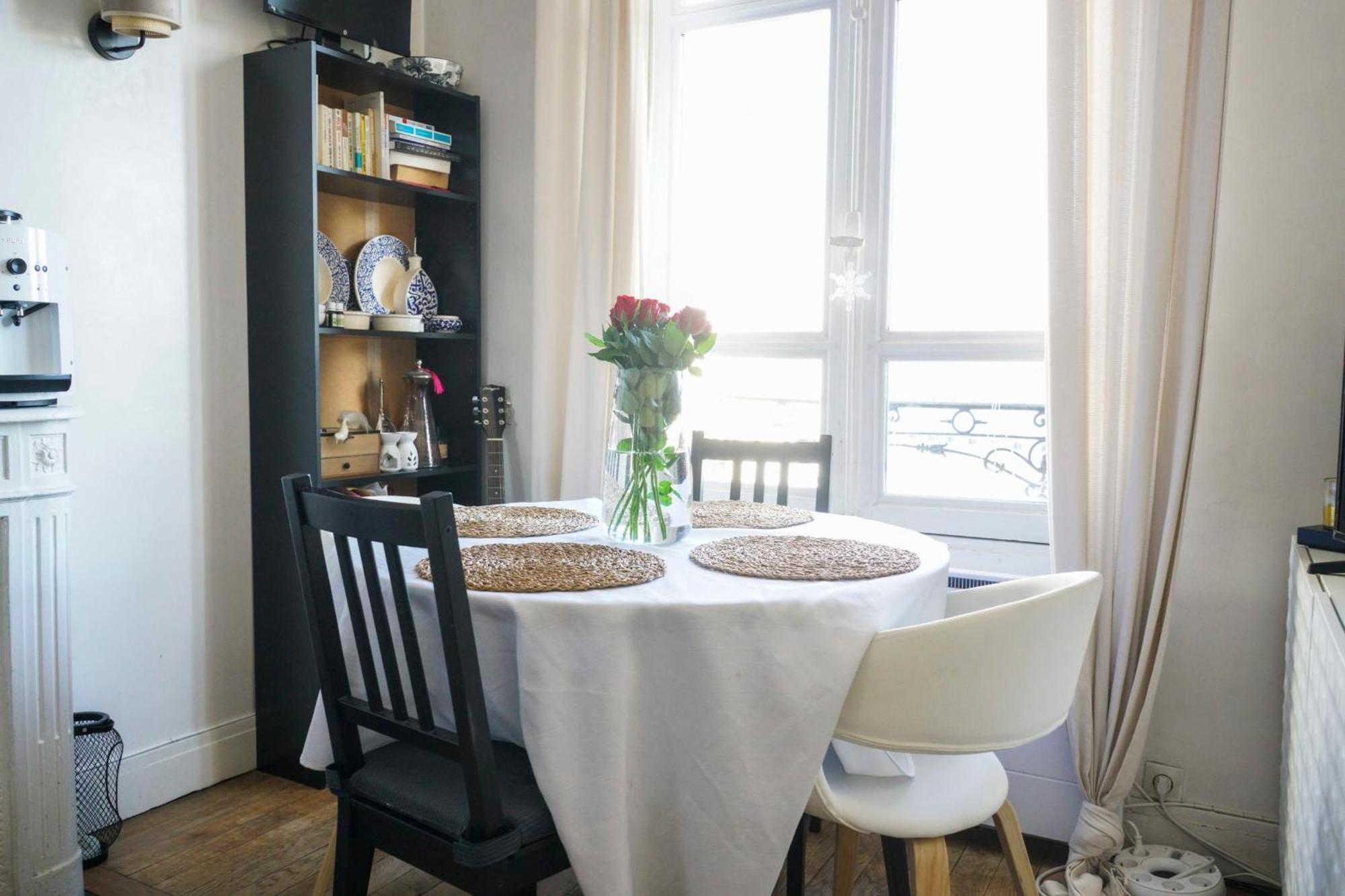 Cozy Love Nest Near The Eifel Tower